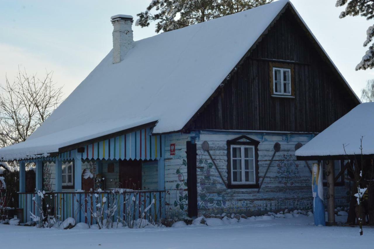 Dworek Pod Wiecha Kaweczyn  Exterior photo